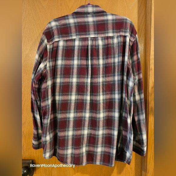 Covington Mens Flannel - Picture 2 of 3